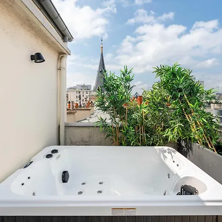 Eiffel Tower - Exclusive Loft With Terrace Jacuzzi And Lift *