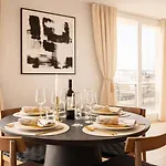 Eiffel Tower - Exclusive Loft With Terrace Jacuzzi And Lift * Paris