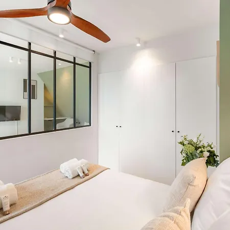 Apartament Eiffel Tower - Exclusive Loft With Terrace Jacuzzi And Lift