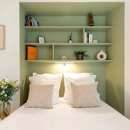 Apartament Eiffel Tower - Exclusive Loft With Terrace Jacuzzi And Lift Paryż