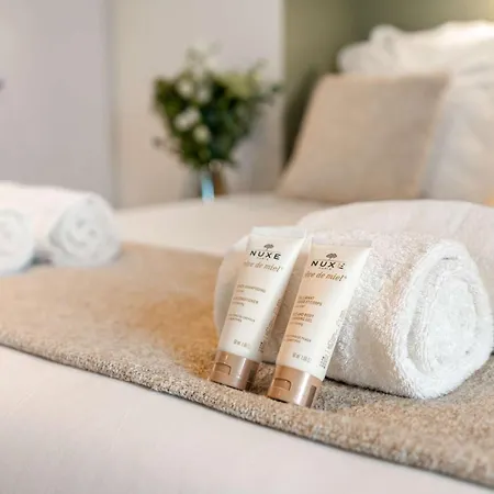 Apartament Eiffel Tower - Exclusive Loft With Terrace Jacuzzi And Lift