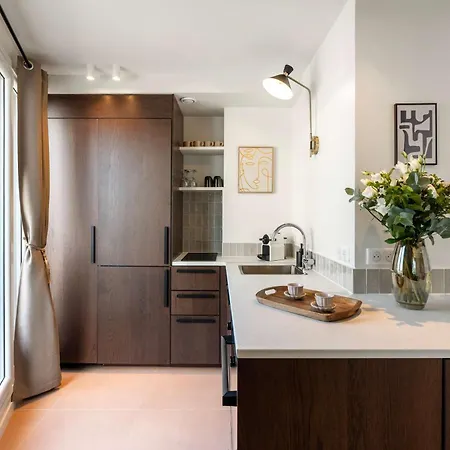 Eiffel Tower - Exclusive Loft With Terrace Jacuzzi And Lift Apartament *