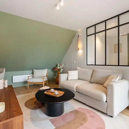 Apartament Eiffel Tower - Exclusive Loft With Terrace Jacuzzi And Lift Paryż