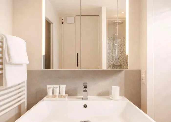 Appartement Eiffel Tower - Exclusive Loft With Terrace Jacuzzi And Lift